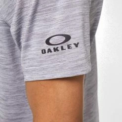 Oakley Contender Heather Polo -Golf Clubs Shop oakley contender heather polo light grey heather 03 64929.1632243712