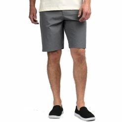 Travis Mathew Beck Shorts 17 Travis Mathew Beck Shorts -Golf Clubs Shop travis mathew beck short charcoal 01 18978.1632513504