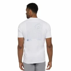 Travis Mathew Befriend The Bouncer Tee 5 Travis Mathew Befriend The Bouncer Tee -Golf Clubs Shop travis mathew befriend the bouncer tee white 02 04135.1673903997