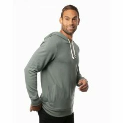 Travis Mathew Cloud Hoodie 37 Travis Mathew Cloud Hoodie -Golf Clubs Shop travis mathew cloud hoodie balsam green 02 30898.1667934048