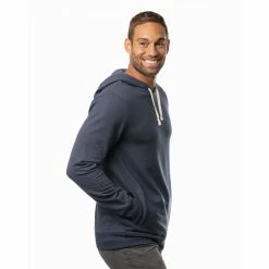 Travis Mathew Cloud Hoodie 33 Travis Mathew Cloud Hoodie -Golf Clubs Shop travis mathew cloud hoodie mood indigo 02 38624.1667934048