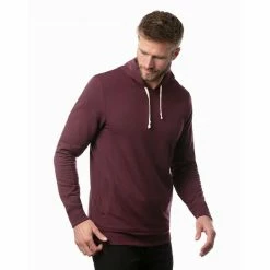Travis Mathew Cloud Hoodie 45 Travis Mathew Cloud Hoodie -Golf Clubs Shop travis mathew cloud hoodie tawny port 02 15605.1667934048