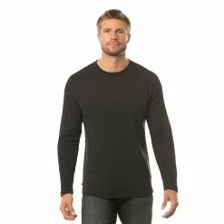 Travis Mathew Cloud Waffle Crew -Golf Clubs Shop travis mathew cloud waffle crew charcoal 01 81818.1671652321