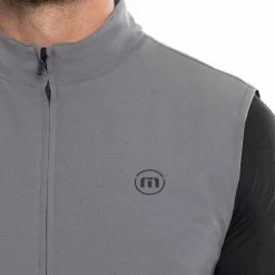 Travis Mathew Heater Vest -Golf Clubs Shop travis mathew heater vest quiet shade 04 62182.1671650863